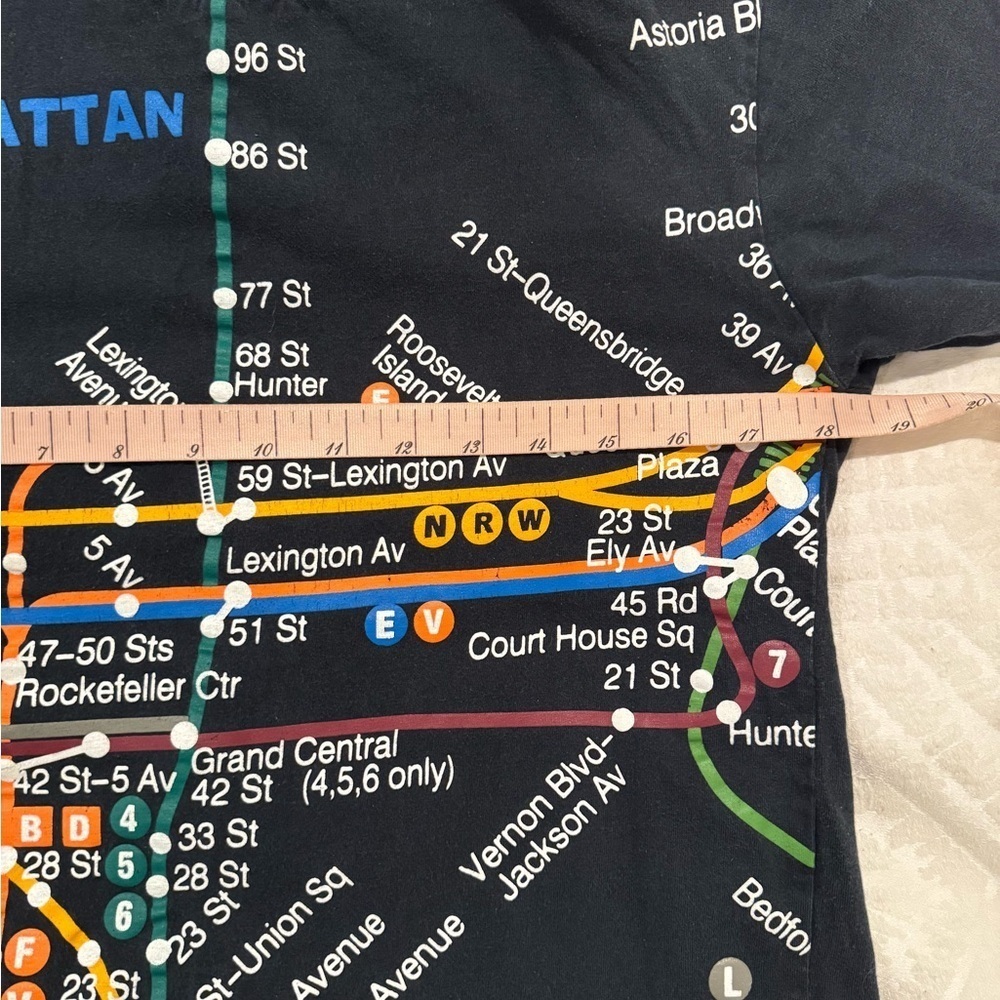 NYC Subway Line Map Souvenir Tee New York crew - Picture 5 of 6